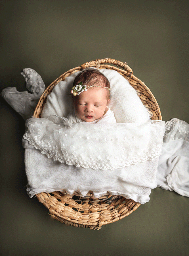 high quality child and newborn photography in geraldton by Arctic Moon Photography